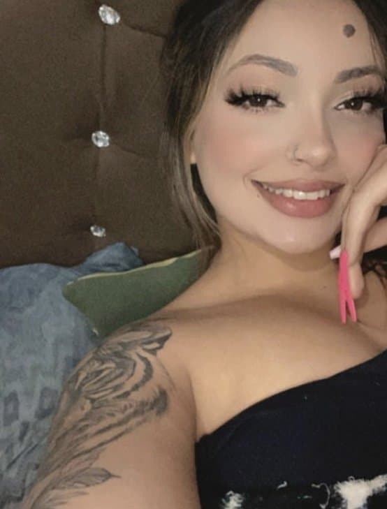 Branquinha gostosa do instagram (comentem)