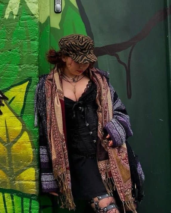 Slutty posts from a slutty bitch