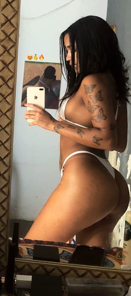 Linda morena bundinha linda