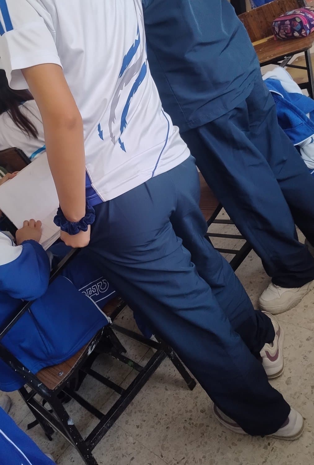 Más fotos de culos de Estudiantes marcados bien calientes