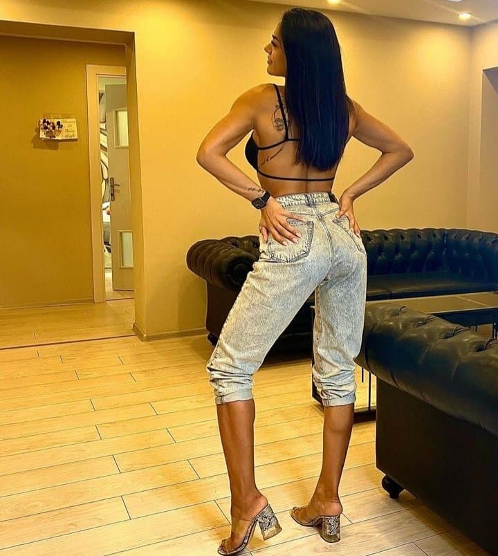 Click to view full size Sexy glamour feet pedicure woman