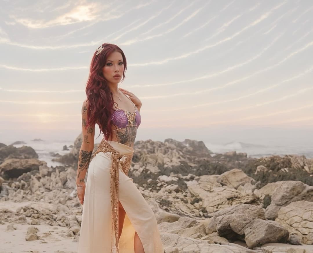 Mixed Japanese Asian ABG - Big Ass Asian Red Head Amateur Fucks BBC & Cums on Face