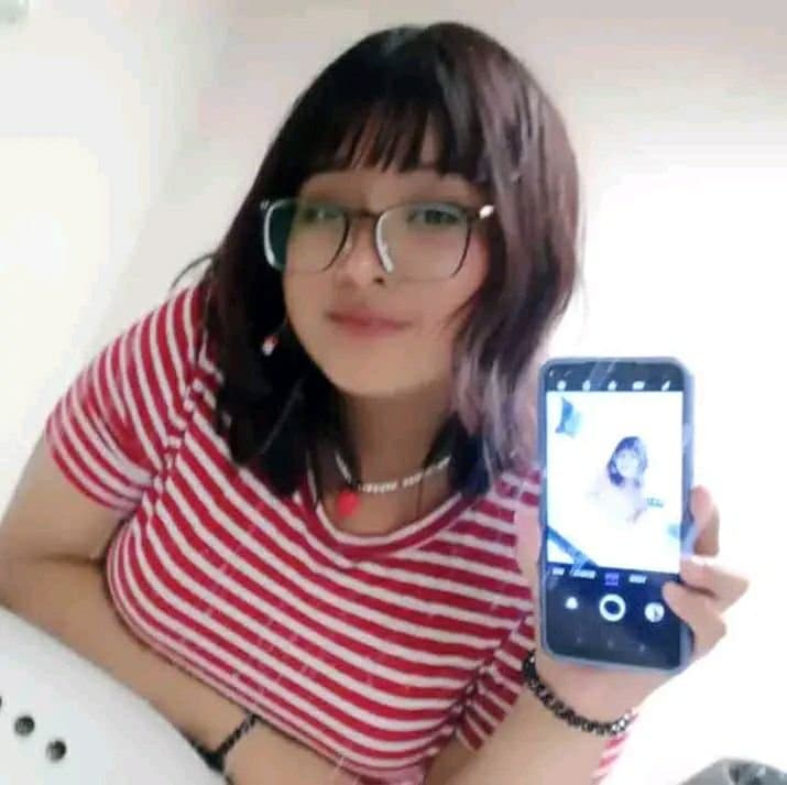 Adeline scarlett de 19 años zorrita introvertida de coahuila de el tecnológico