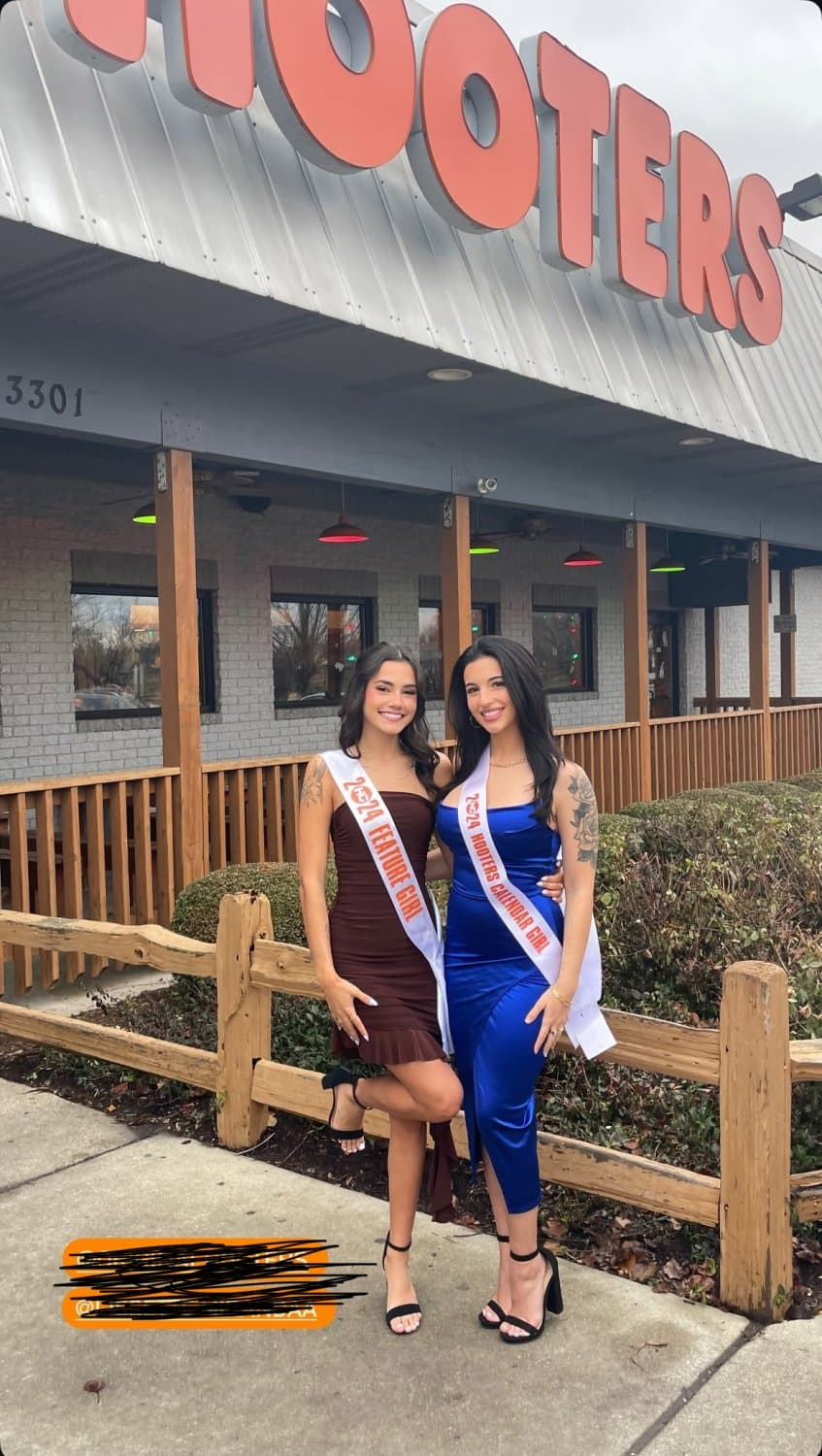 Click to view full size Hooters slut loves showing off like a true slut that she always has been