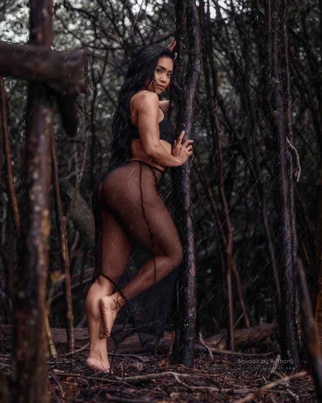 Click to view full size asian fitness model ass feet soles maria robles part two