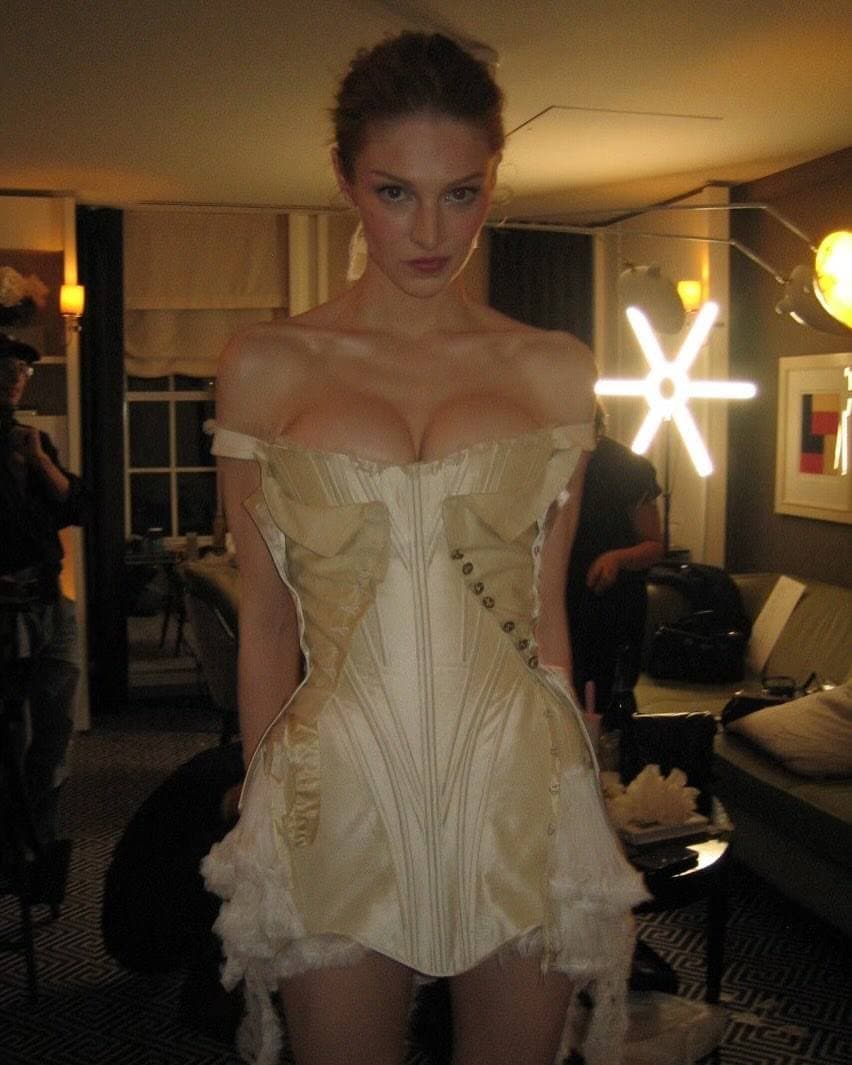 Click to view full size Hunter Schafer