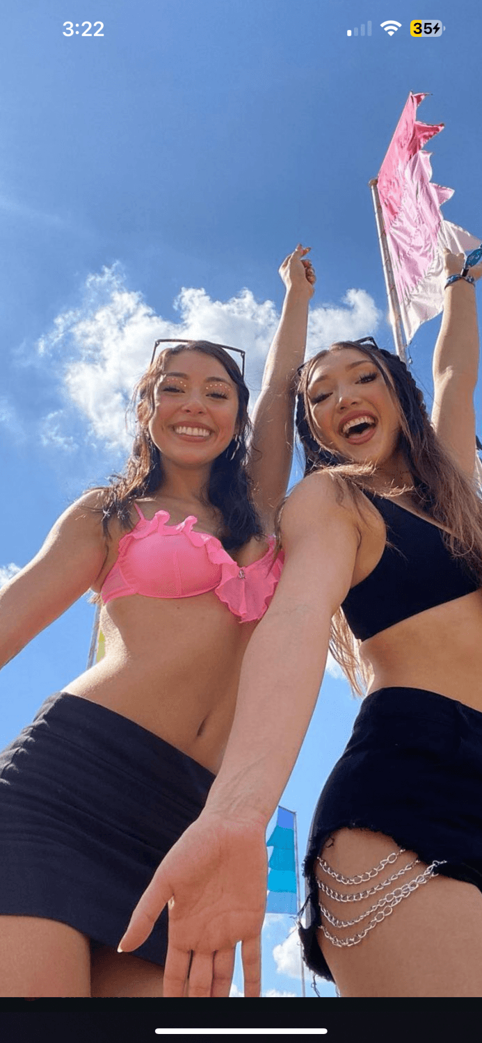 Former Texas state dancer is the prefect 10/10. Huge tits , tight body , fat ass , beautiful face