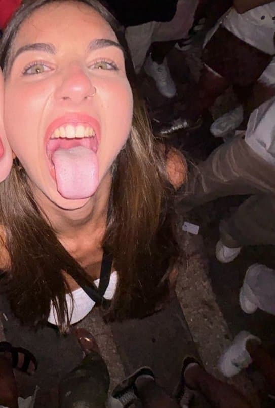 Viral Silver Techno Bouncing Boobs Girl Finally Found!