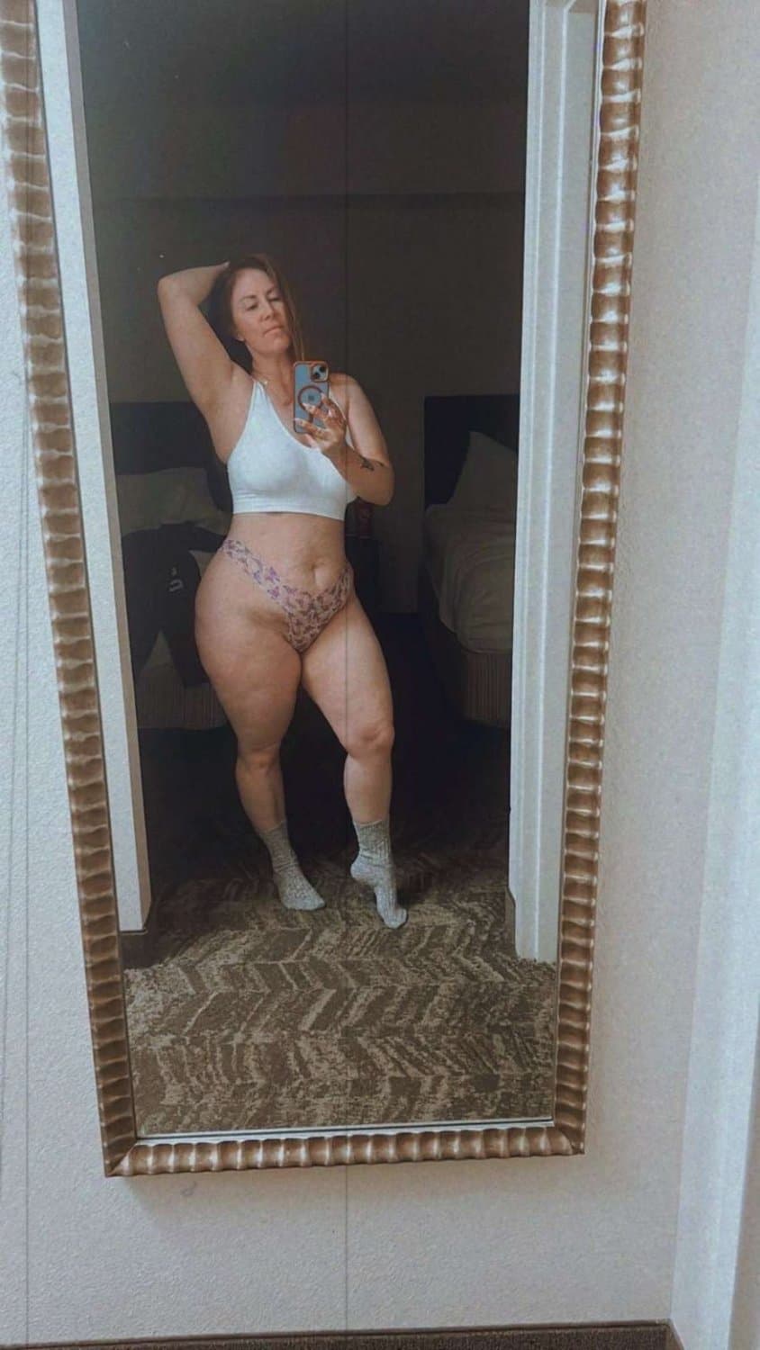 Candace 48 big ass blonde MILF