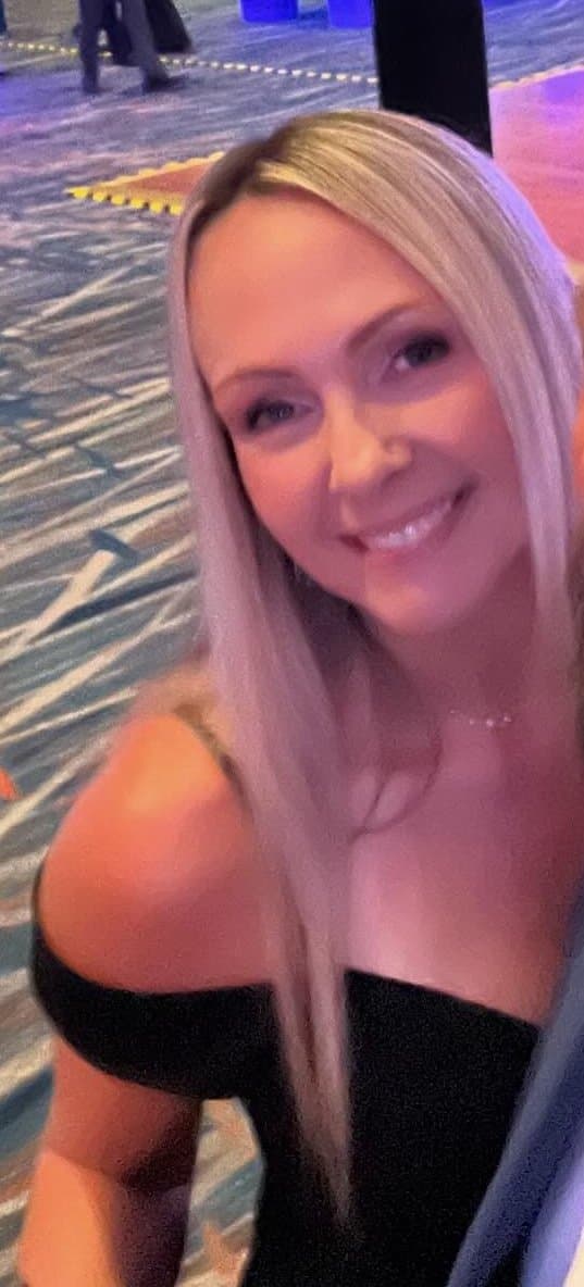 Irony is Jamie being so nervous to flash that she ends up on the cover of the DVD