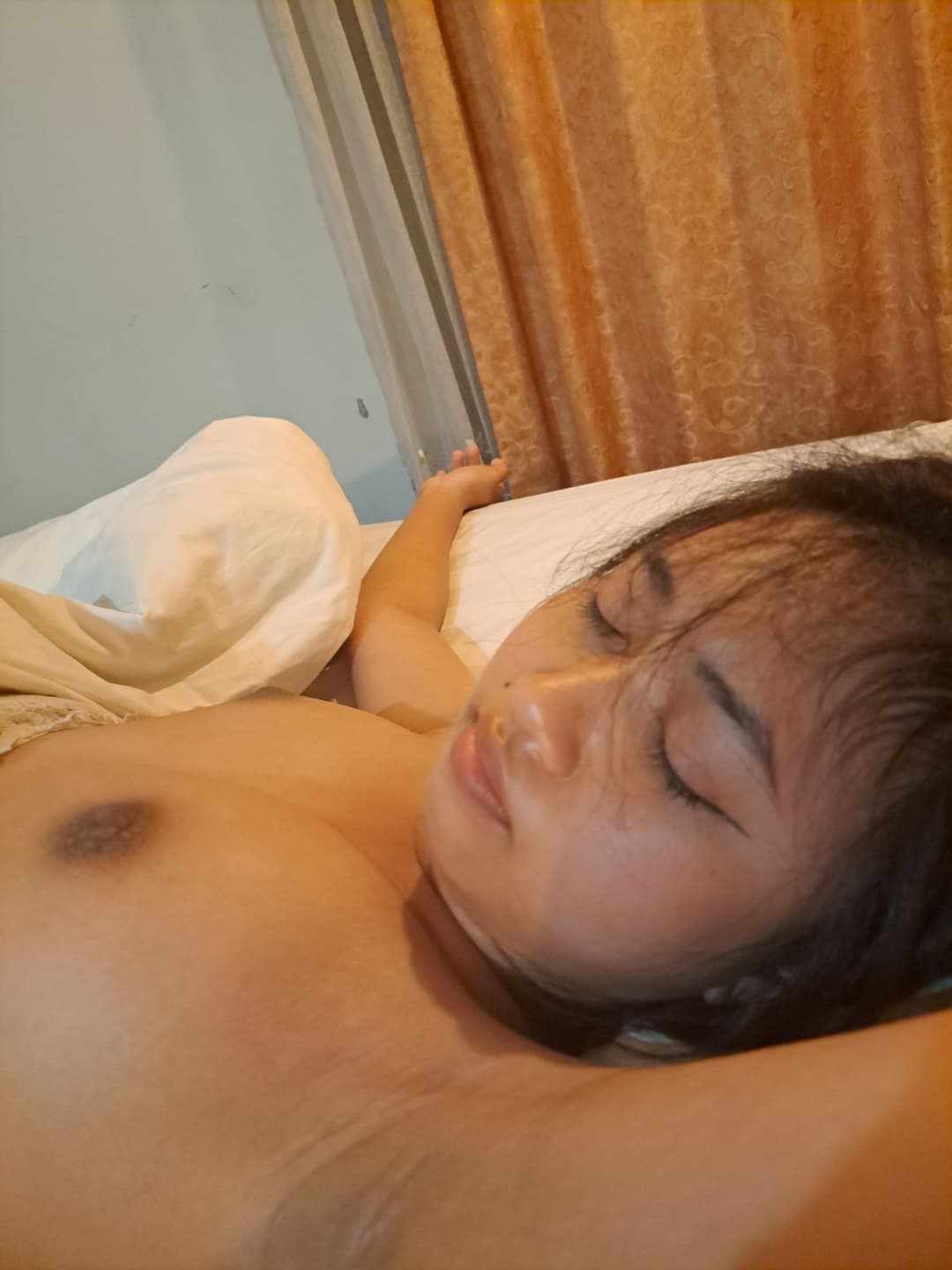 Stupid indonesian fuck whore