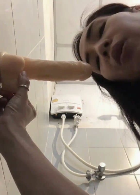 Amateur Skinny Asian Milf Plays With Dildo