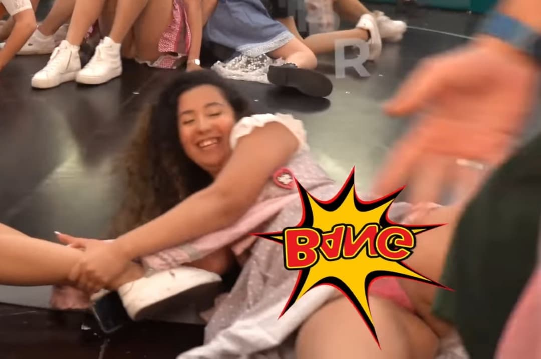 Click to view full size Devils Wheel Upskirts Pt. 2