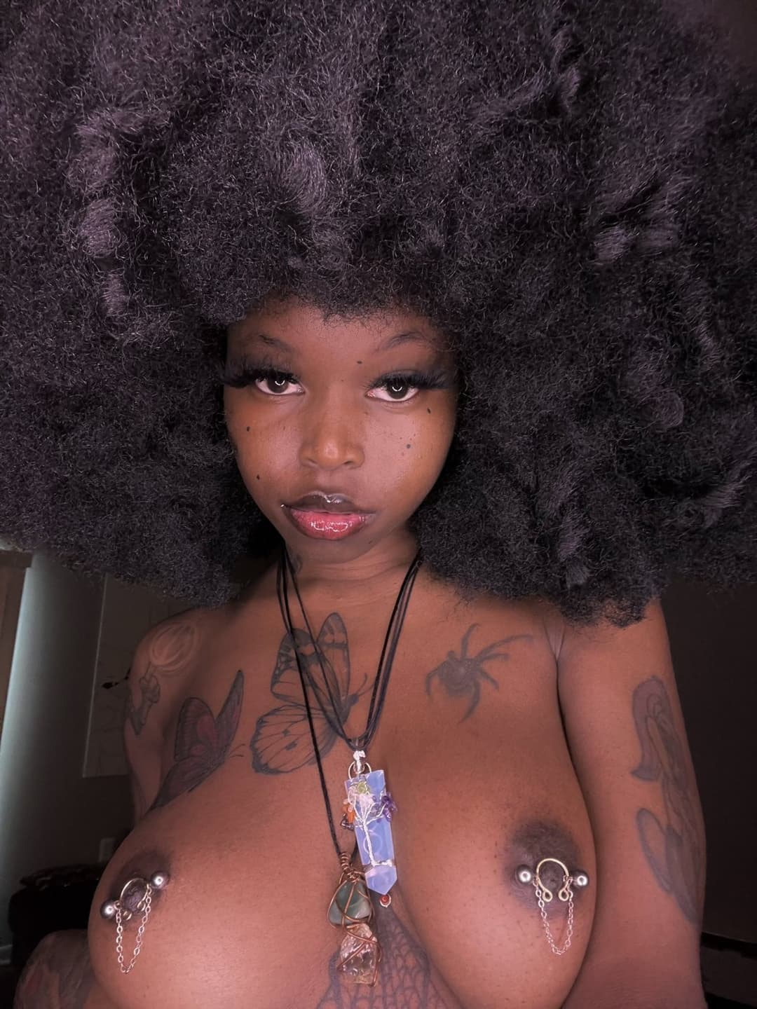 Sexy slim thick dark skin ebony ?