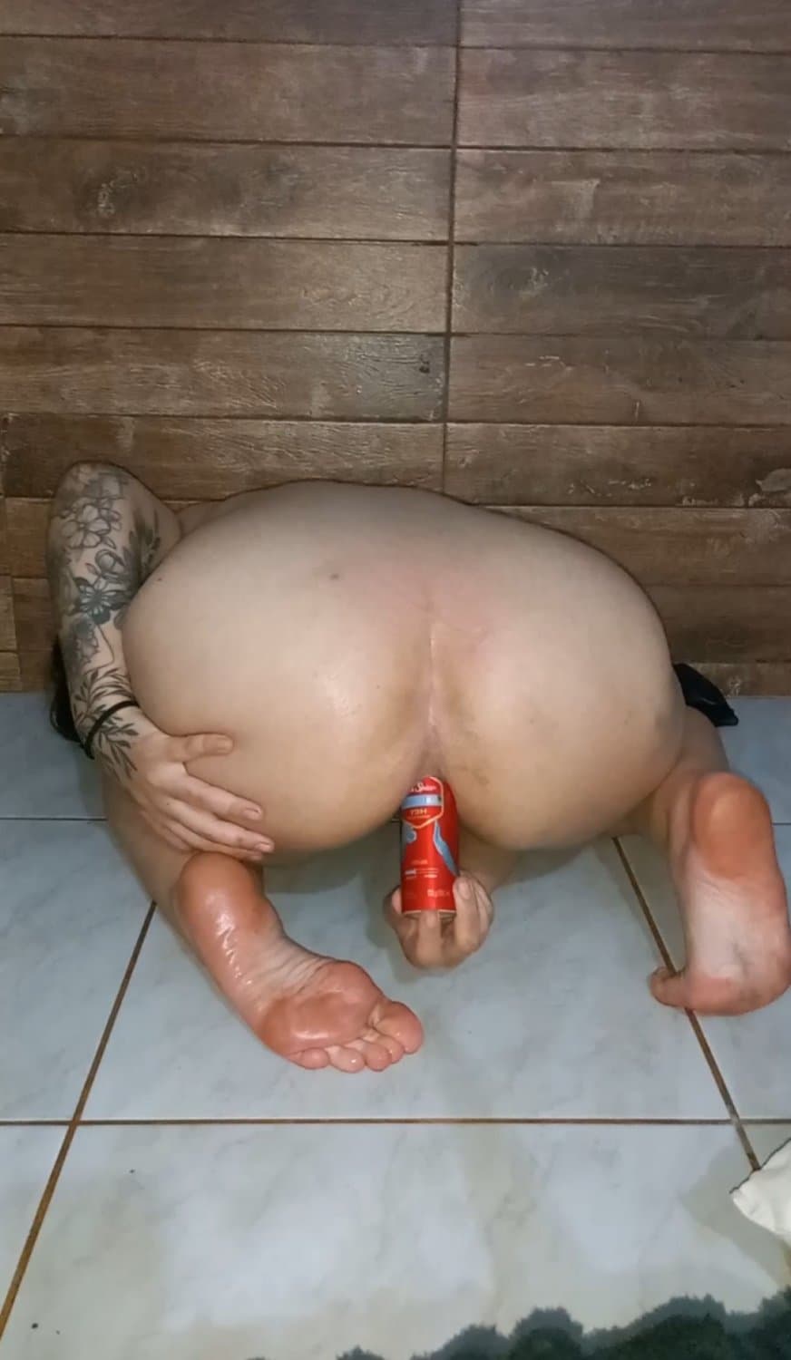 Vazou tesão anal novo vídeo Broken Whores