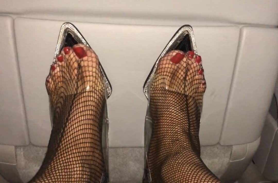 Red Toenails in Nylon and Transparent High Heels ???