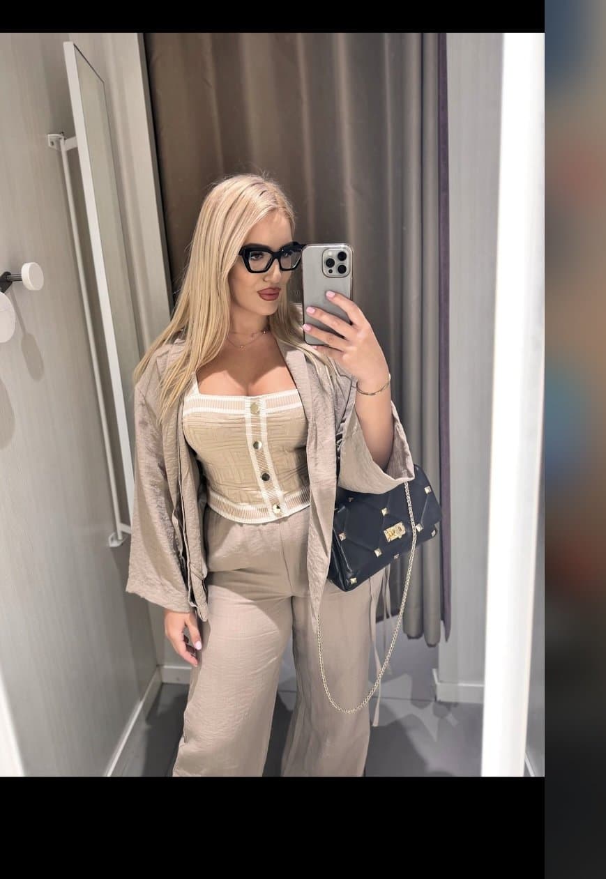 Click to view full size My hot math teacher <3