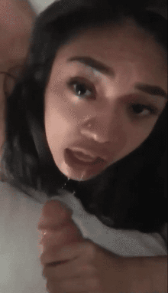 Cute asian teen blowjob on the first date