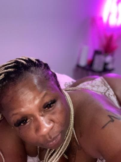 BAD MOM. Raw.Authentic. REAL mature ebony cougar milf bbw mom FOUND IN HER PHONE
