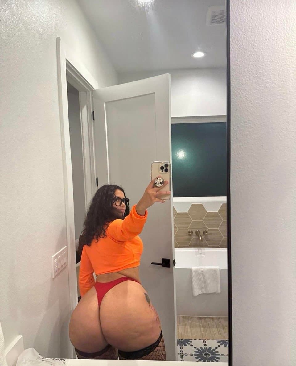 Love me a little cellulite