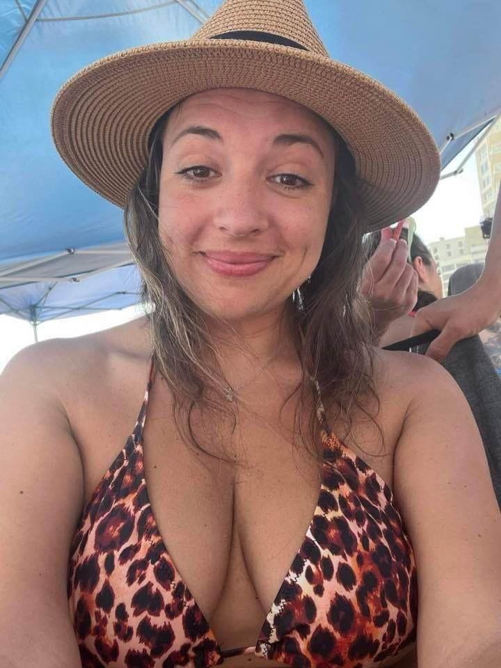 Forced to show my wife’s face and holes. Kik me343435