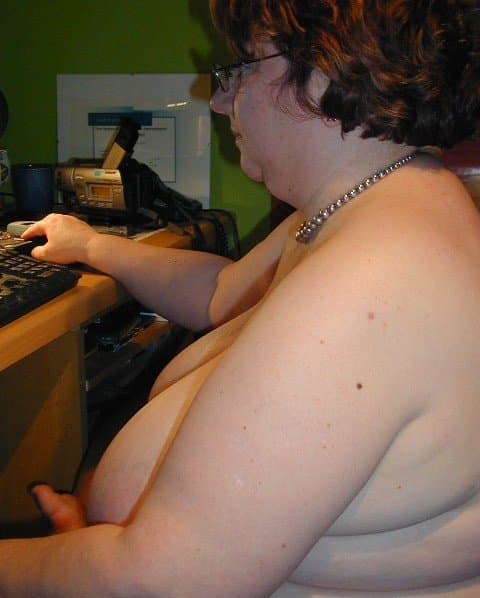 Click to view full size nude on the computer