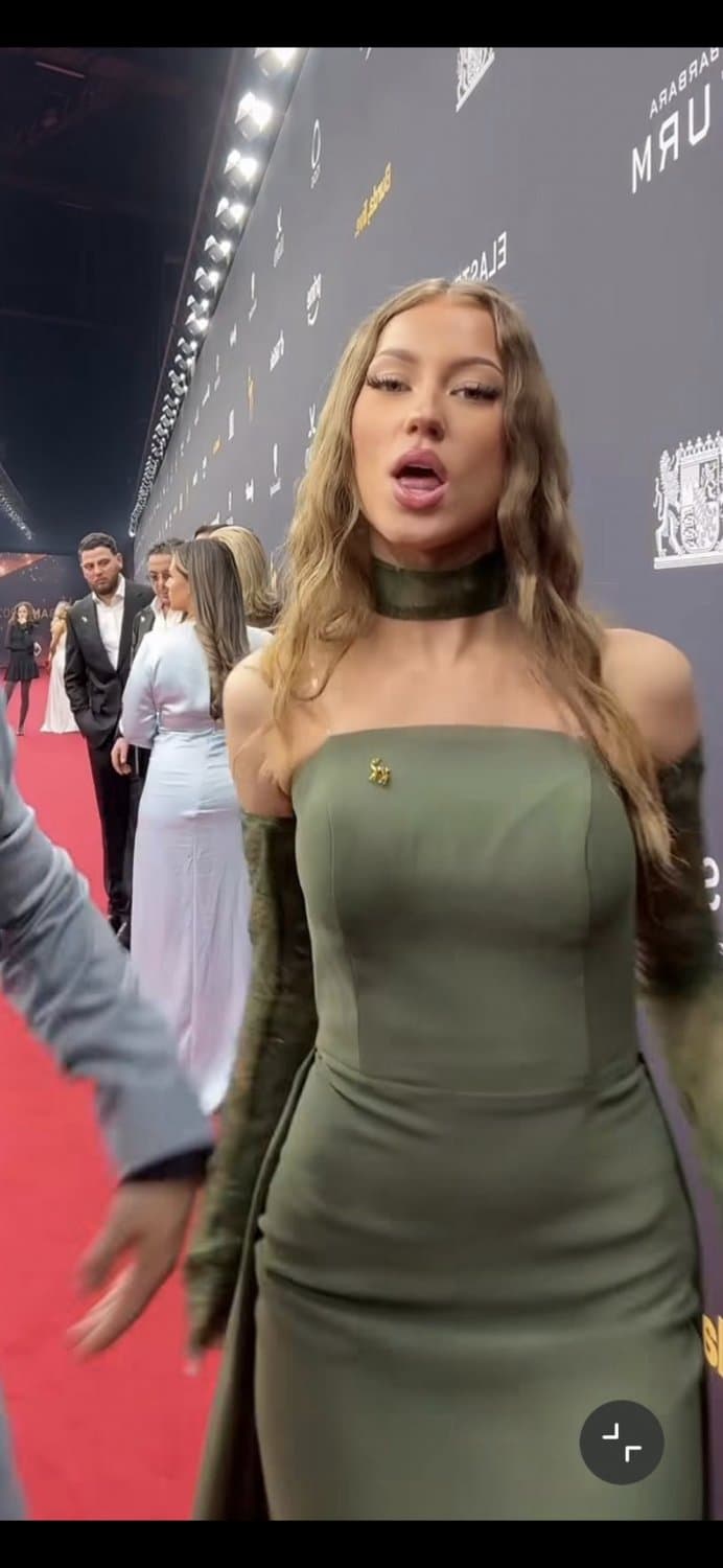 Asal zahide marianna ficken blasen schwängern einteilen