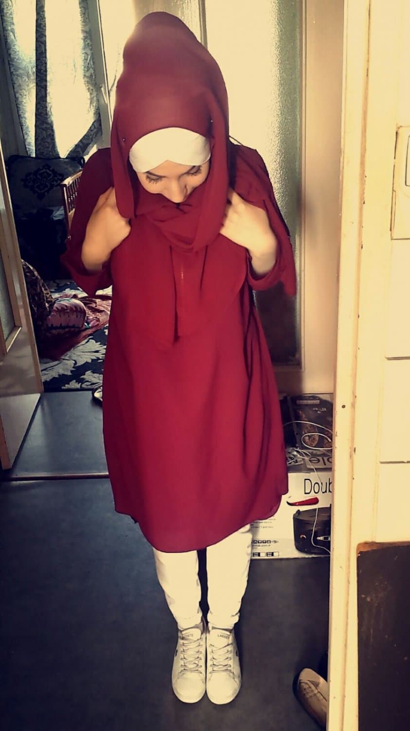 Pretty syrian muslim hijab girl