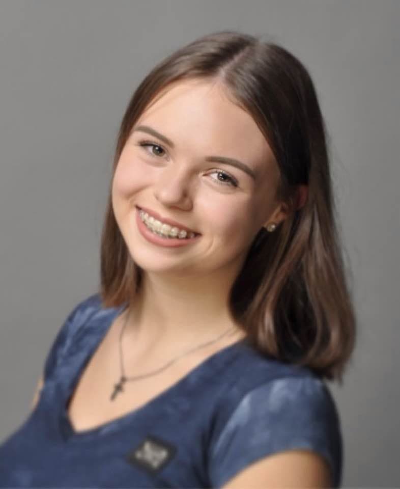 Click to view full size Cute German teens Lea and Lea