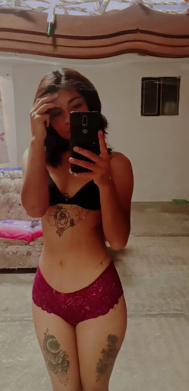 La Putita infiel de Acayuca, se deja coger por viejos por dinero para su bendición