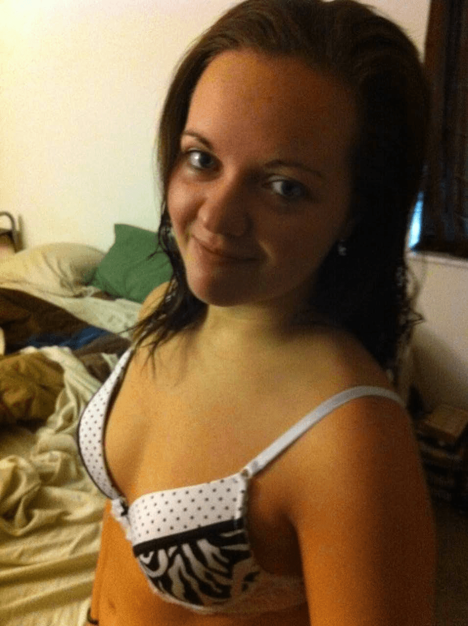 Amateur Wife Dressed Undressed