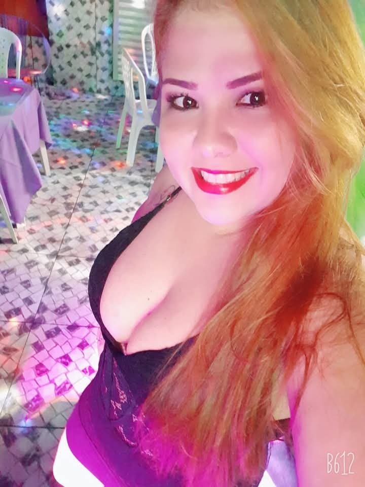 Helena cabeleireira gordelicia de S. J. dos Pinhais vazou em foto e vídeo de quando era puta Manaus