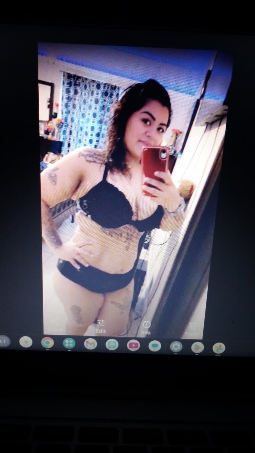 My mom in her bra and panties ?