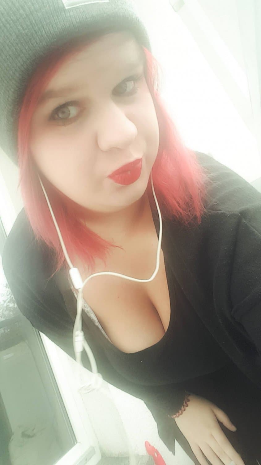 Hot Day Big Cleavage