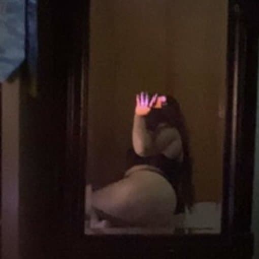 latina teen slut with white toes sucking and fingering