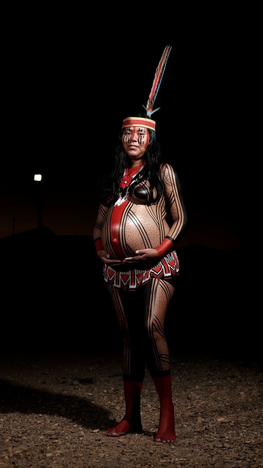 Click to view full size Boudoir Maternity Shoot ? Indigenous Edition
