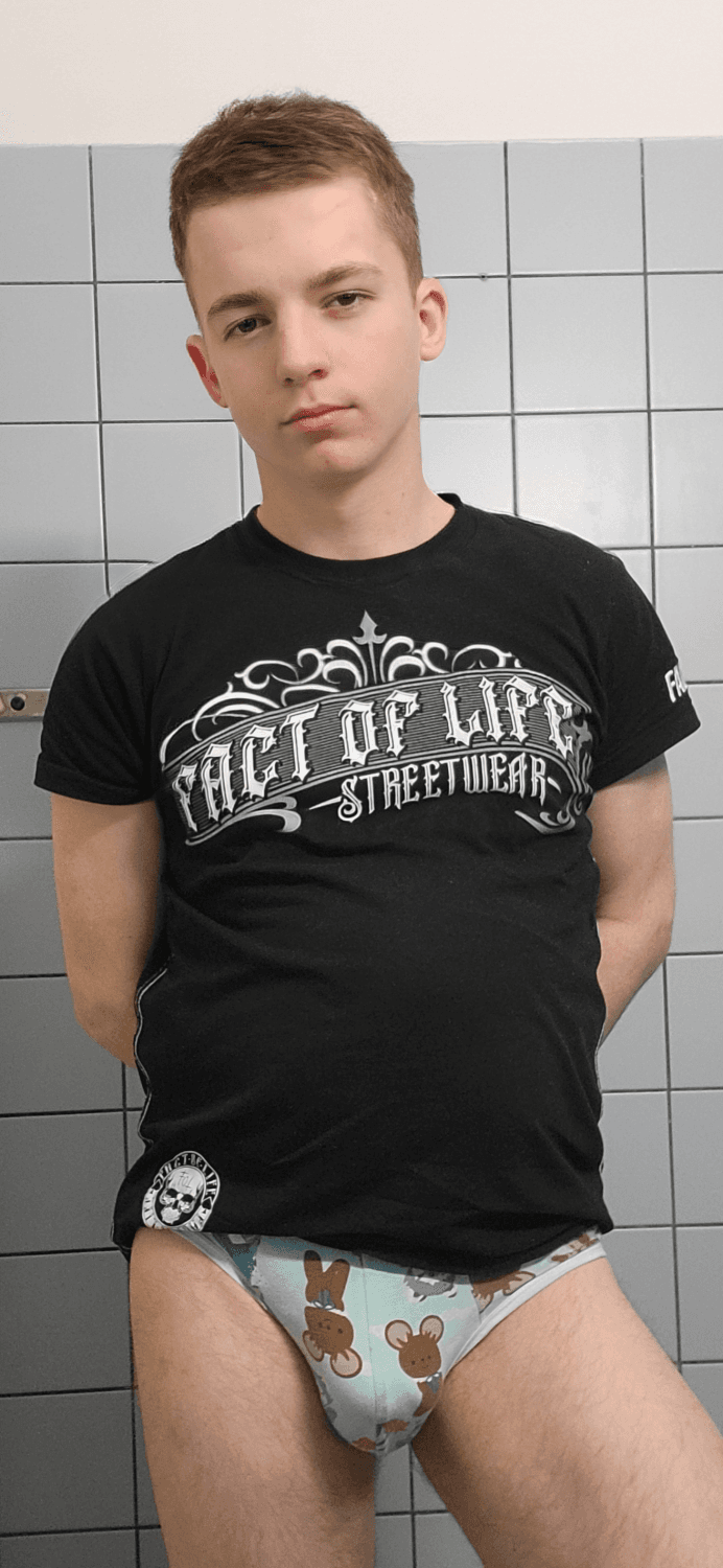 David Twink Boy big penis