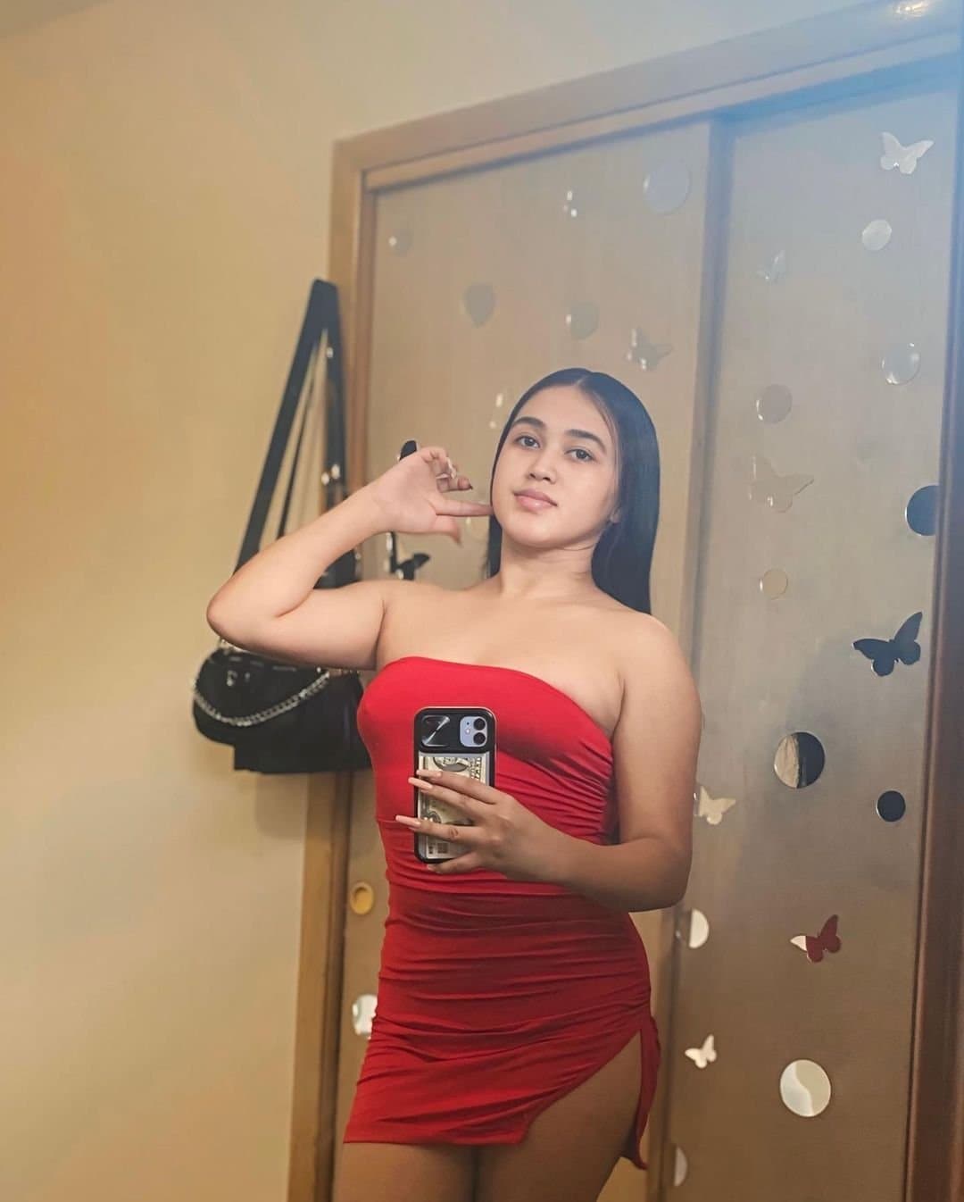 Le encanta la verga a esta puta