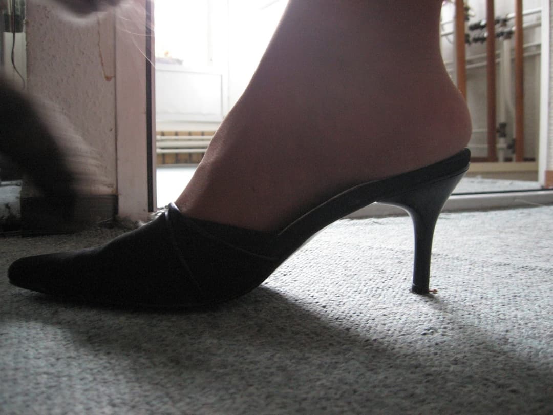 nadia49_ - milf nadia as private cleaner - 0044milf-nadia-001751