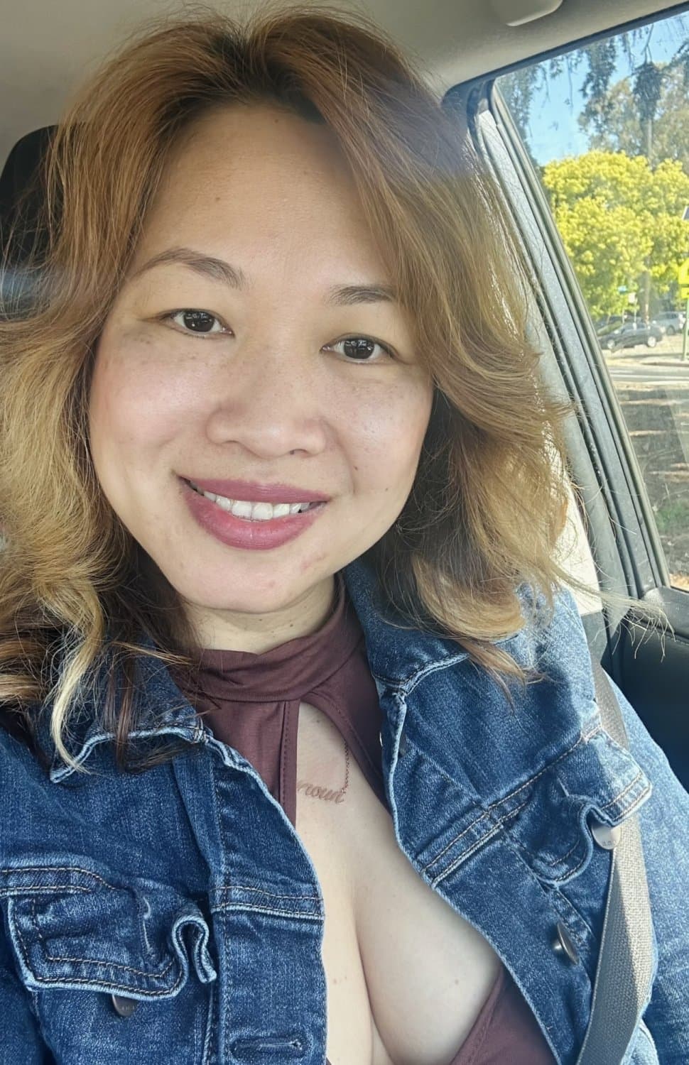 Click to view full size Sreynoun chhun horn 36c Cambodian tits Bay Area