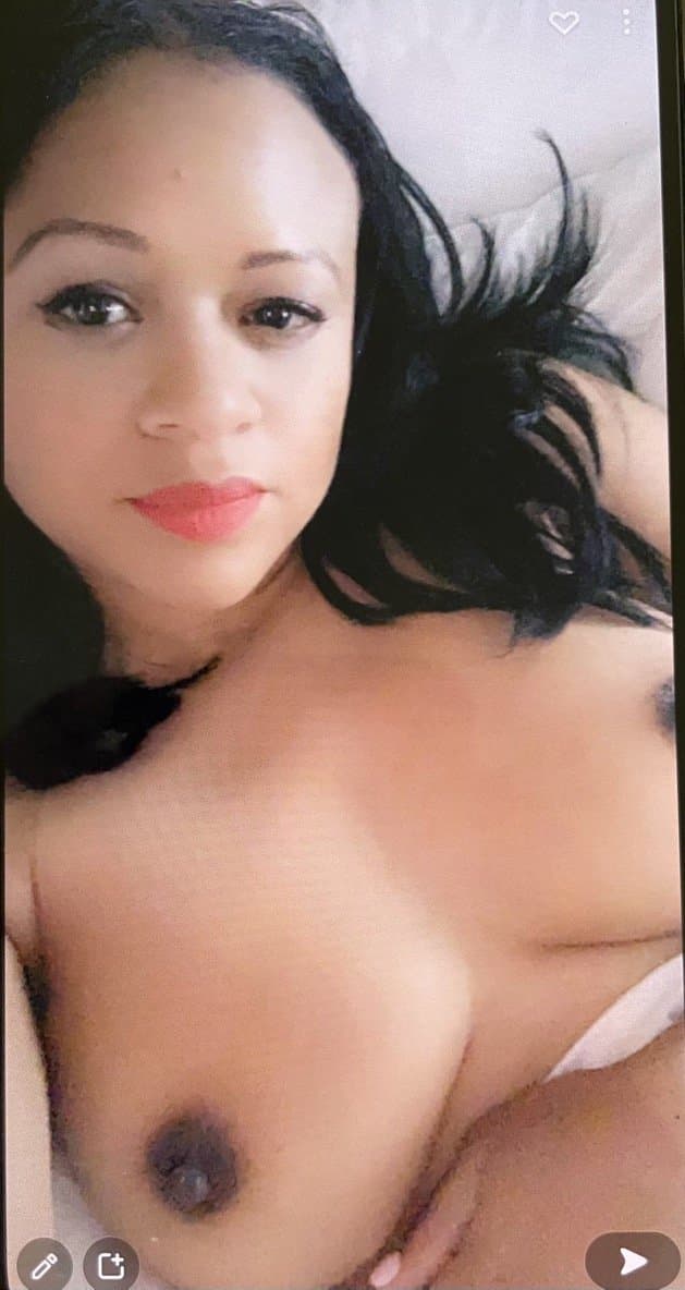 Aunty loves to share her wild side