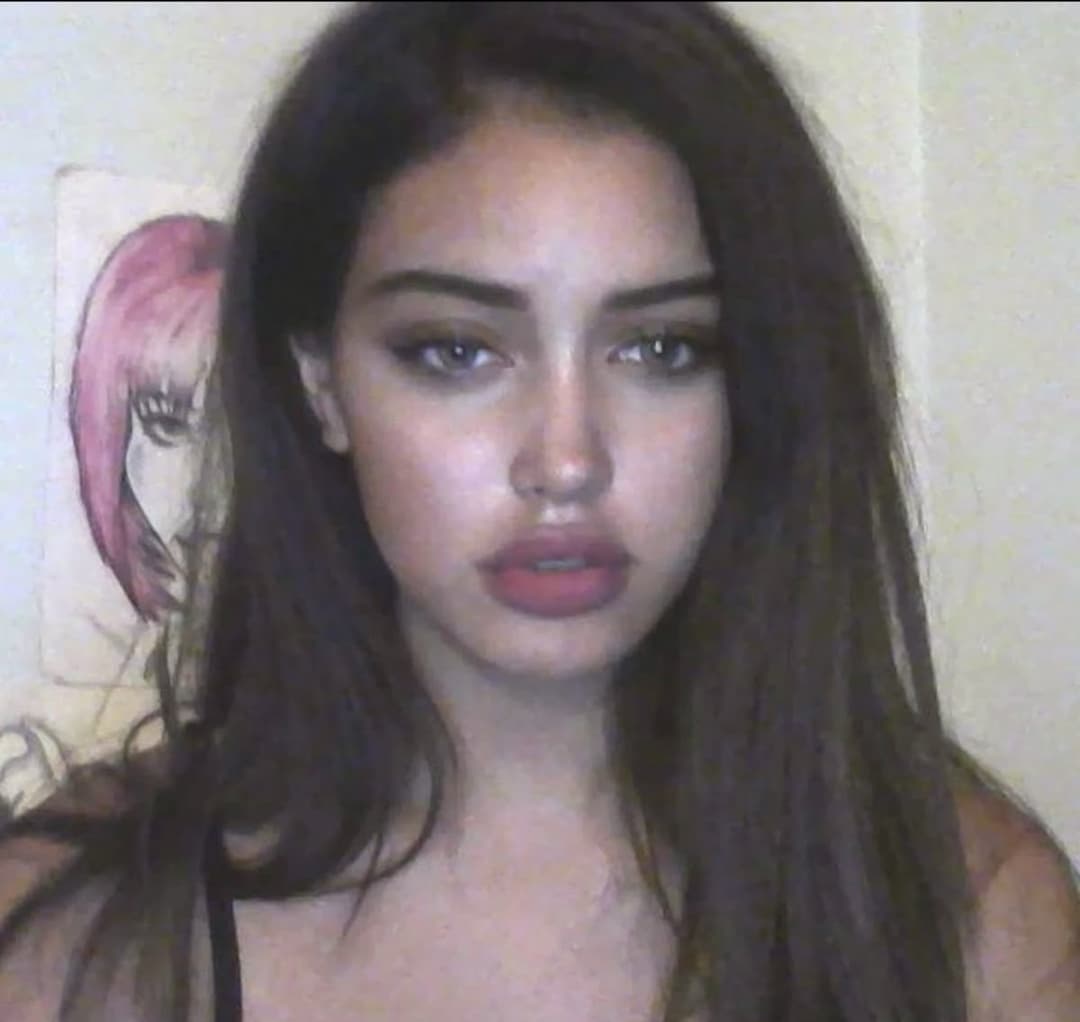 Horny girls flashing their pink pussies