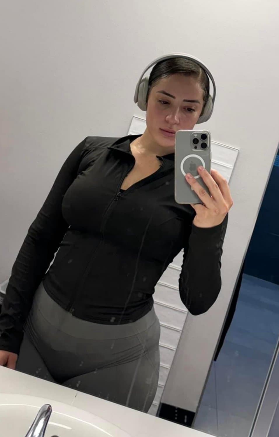 Dumb thick Latina milf with a fat ass and huge tits