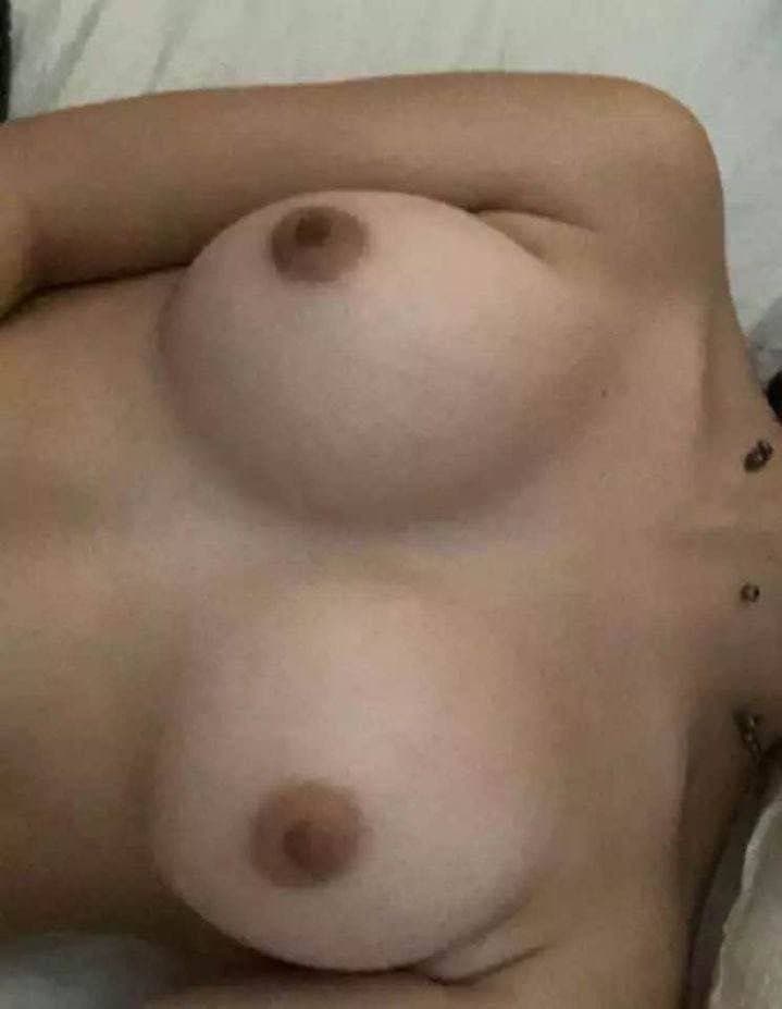 Slut wife Valerie