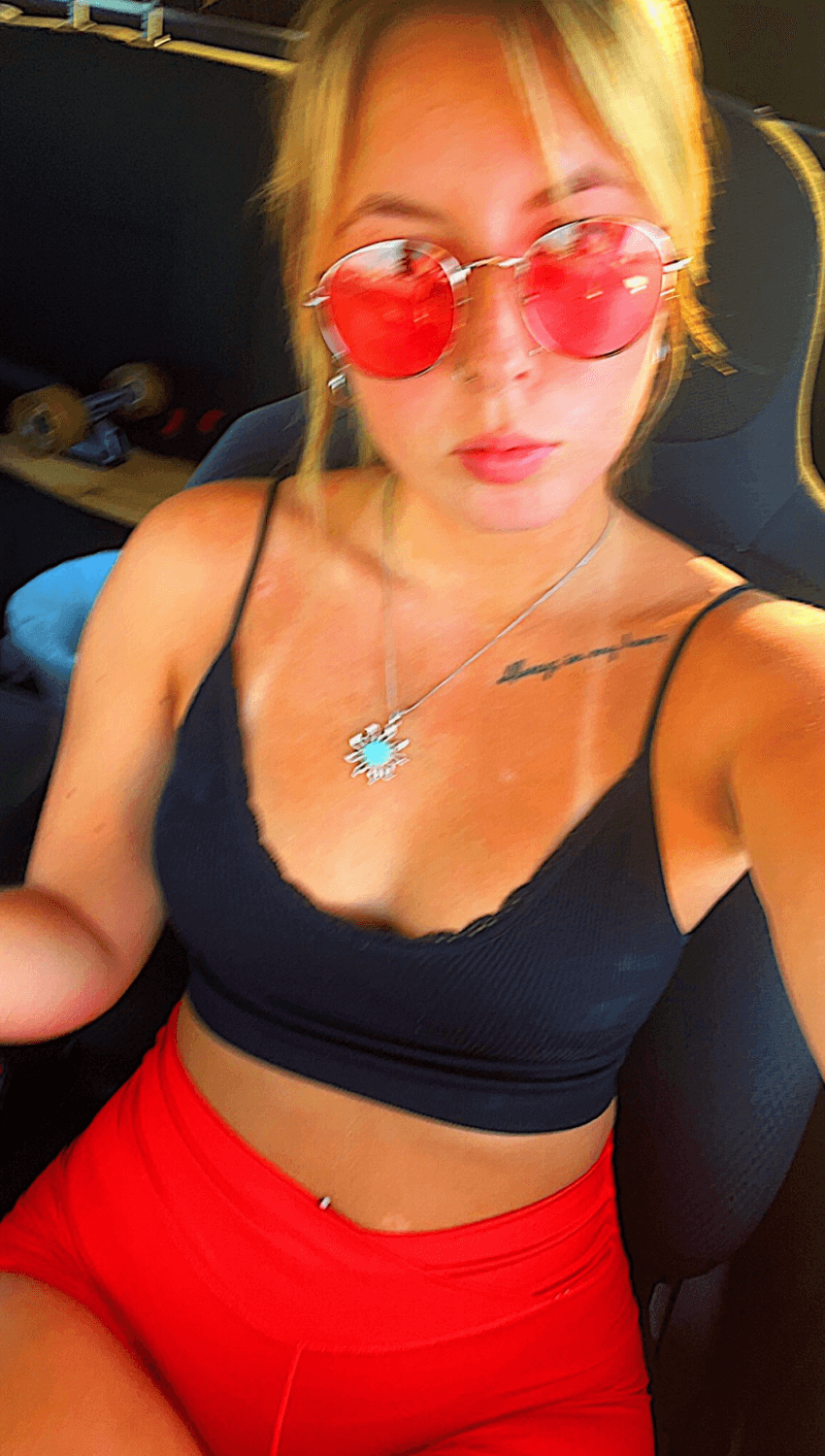 Click to view full size catholic church girl turned party whore - sexy, slut, cute, petite, beach, teen 19, college, student