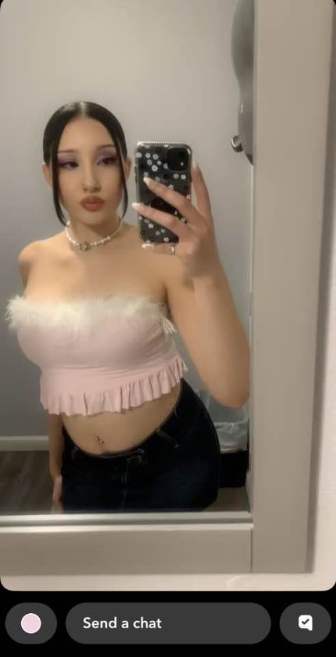 Shalice 22 yo webslut kik chatchat48 to add your girl