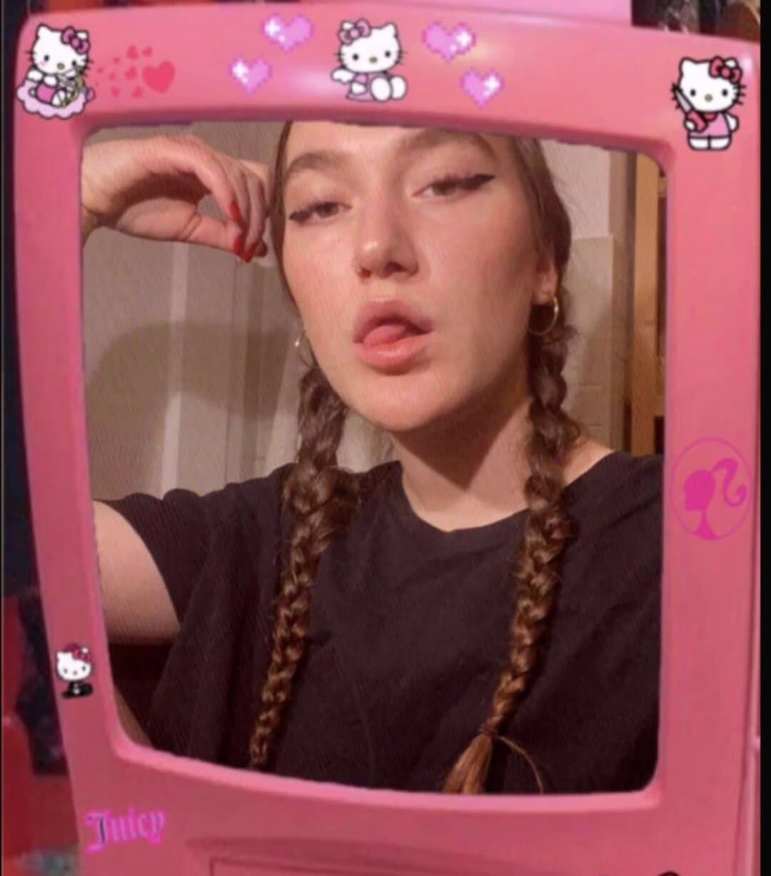 Sexy alut gf Miriam caught on chatpic