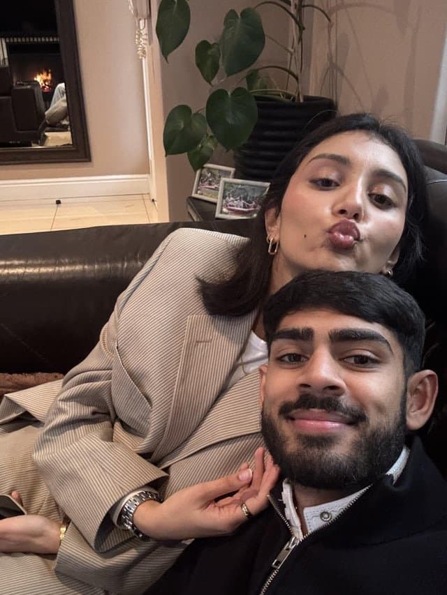 Slutty Indian MILFs Curvy Body