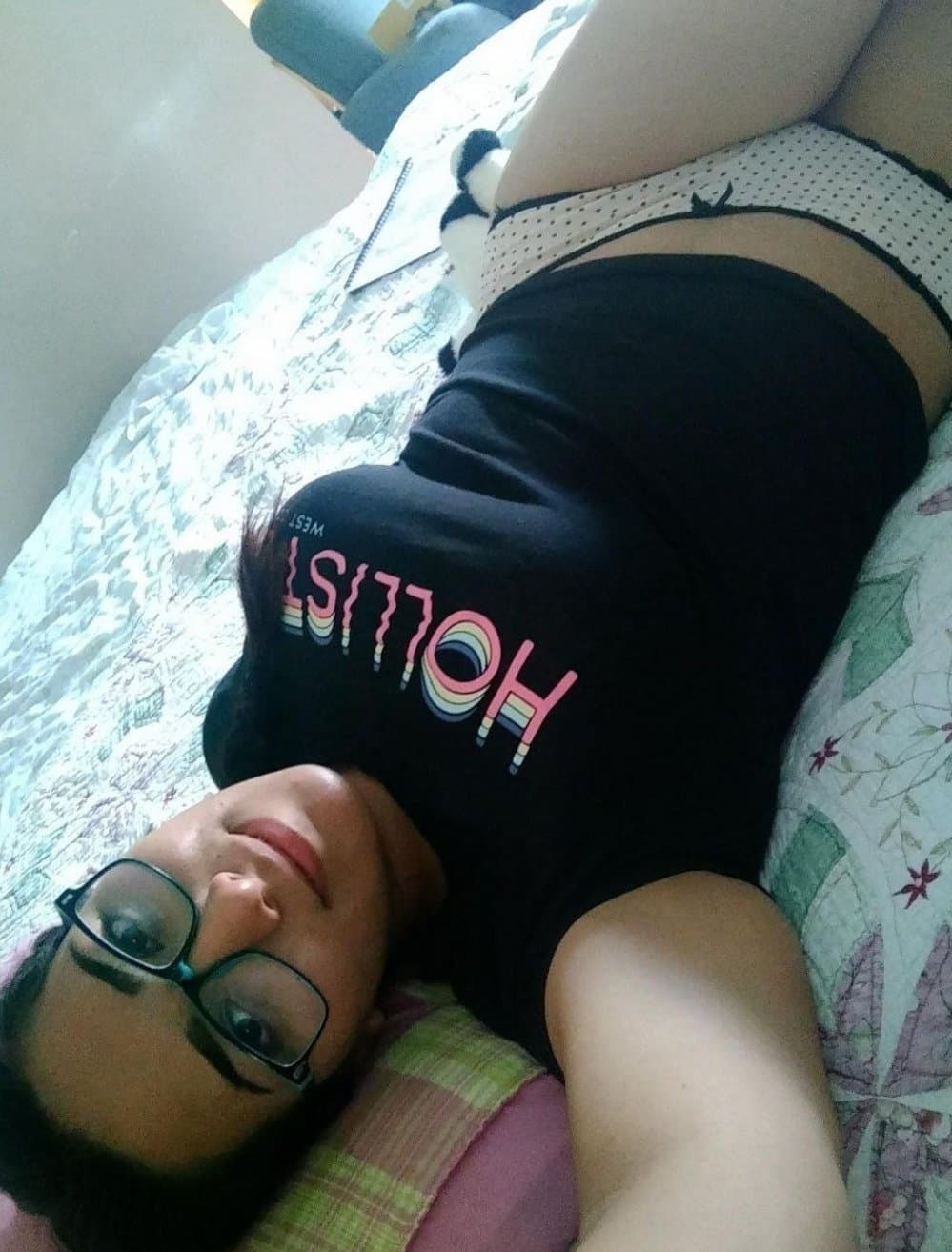 Click to view full size Pack. Mexicana. Novia se Pone Cachonda y Envía su Pack