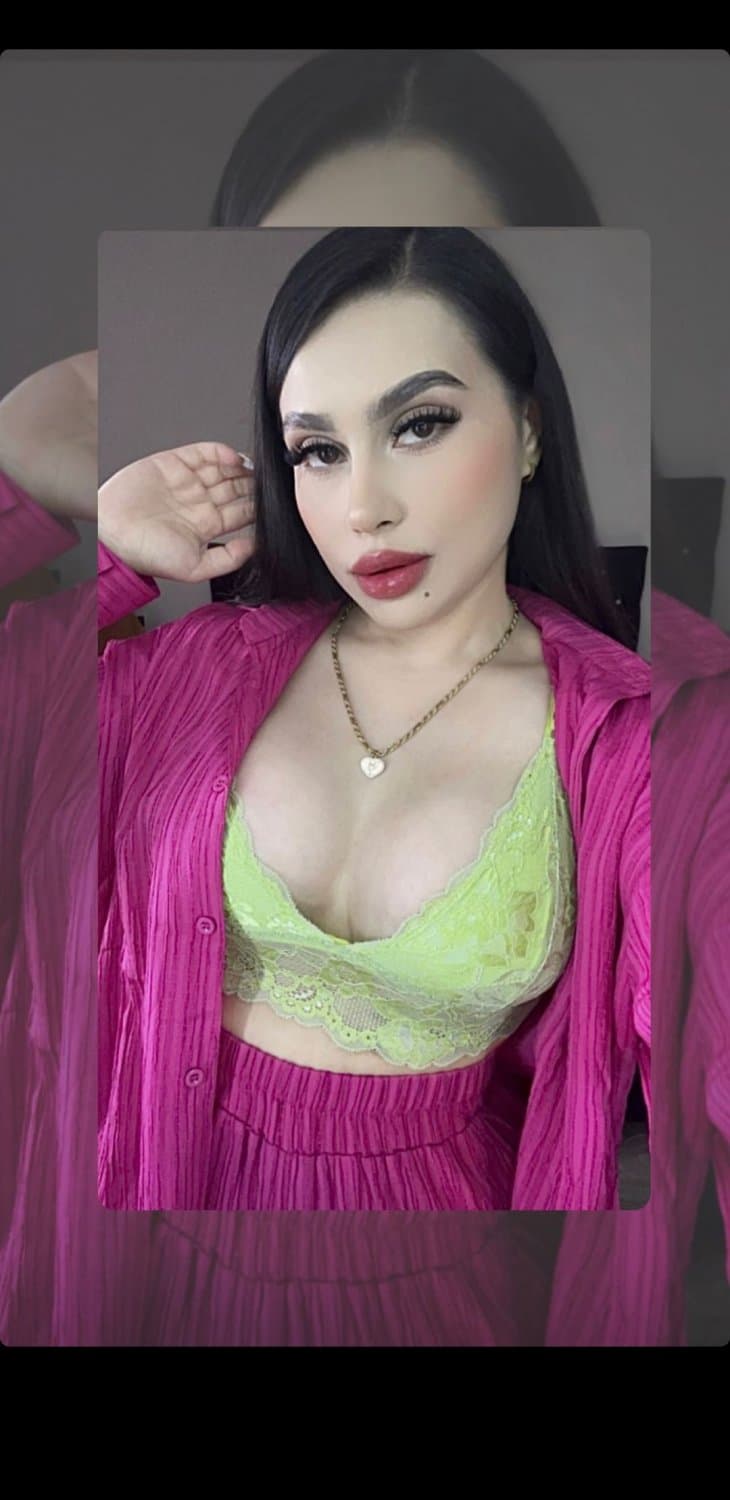 Chica buchona hermosa y de muy buen cuerpo